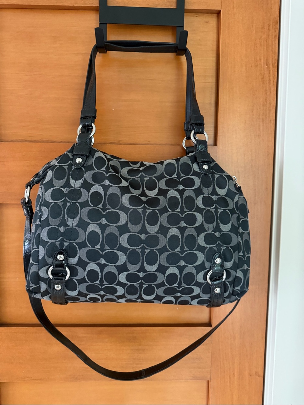 Coach Black Signature Alexandra Shoulder Bag 2011 EUC